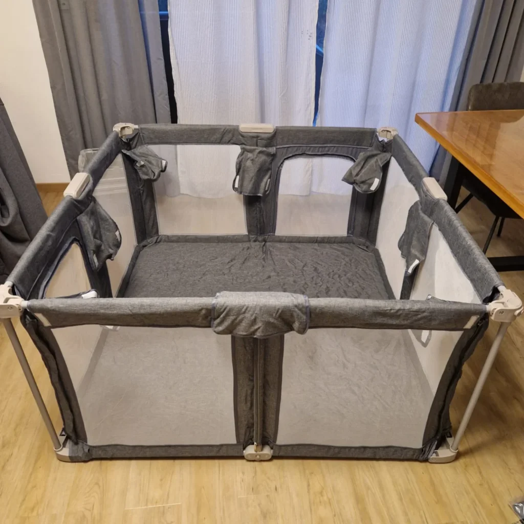 Faltbarer Laufstall von RAWVEL Faltbarer Laufstall von RAWVEL