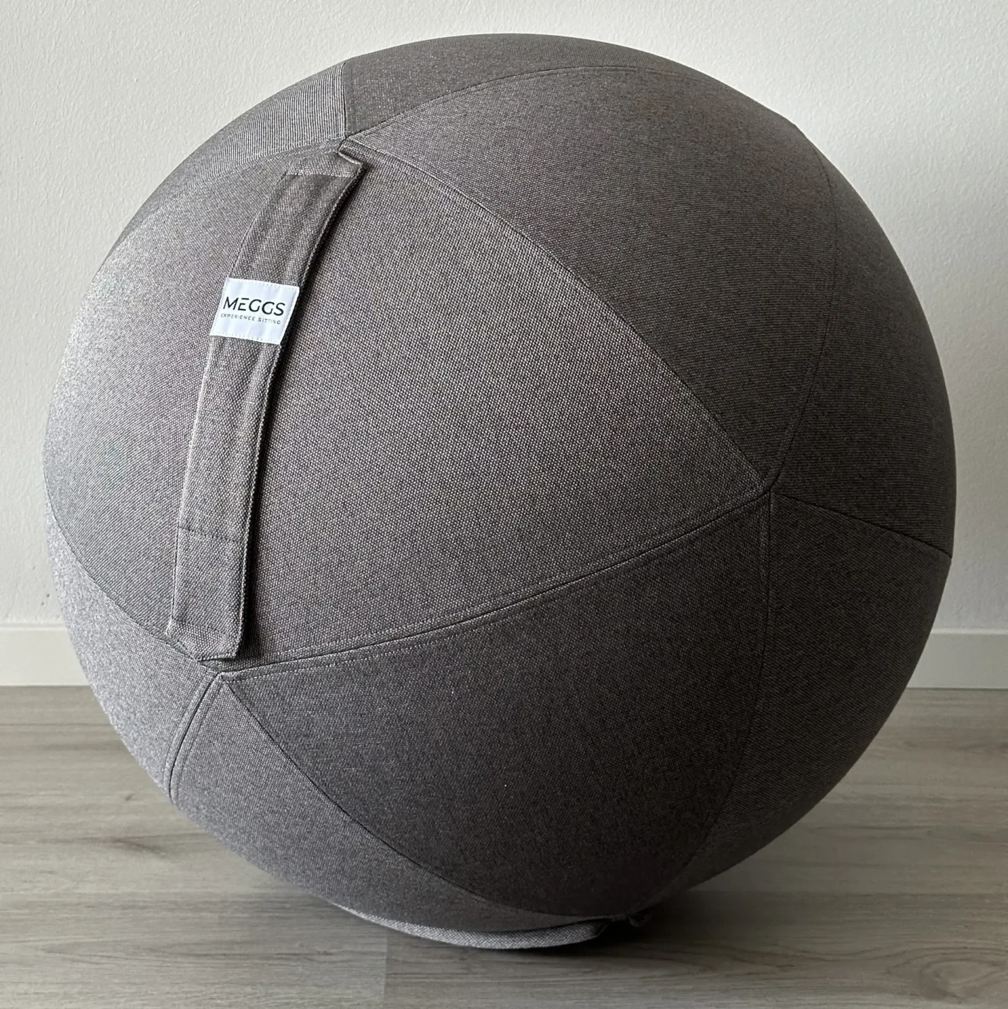 MEGGS Stoff-Sitzball breitcord Edition
